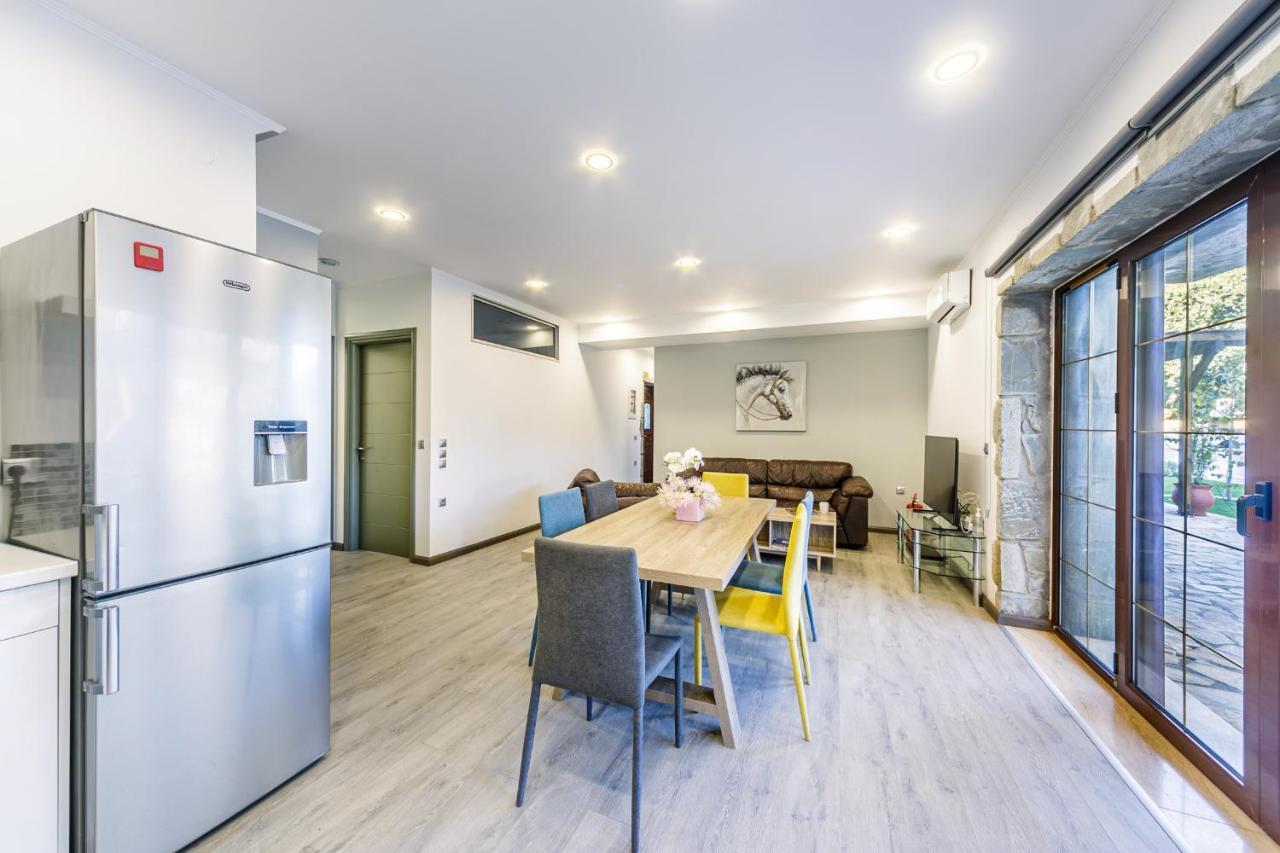 גאוביה Filia Stone Villa מראה חיצוני תמונה