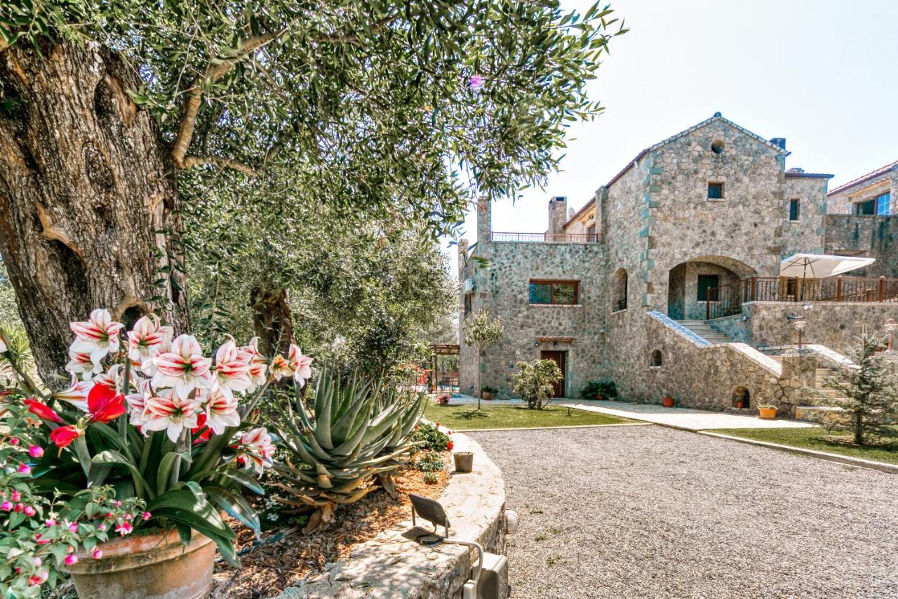 גאוביה Filia Stone Villa מראה חיצוני תמונה
